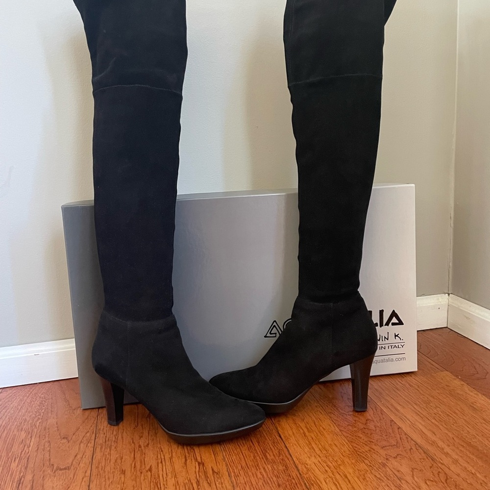 Aquatalia Rita in black stretch suede